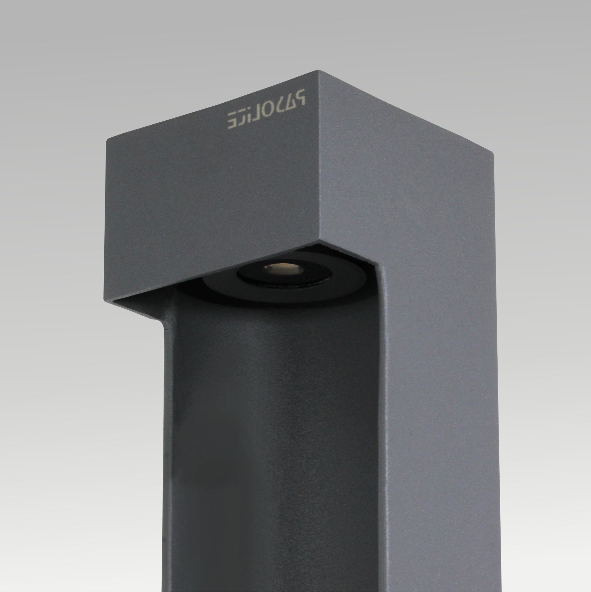 10W Laffy Bollard