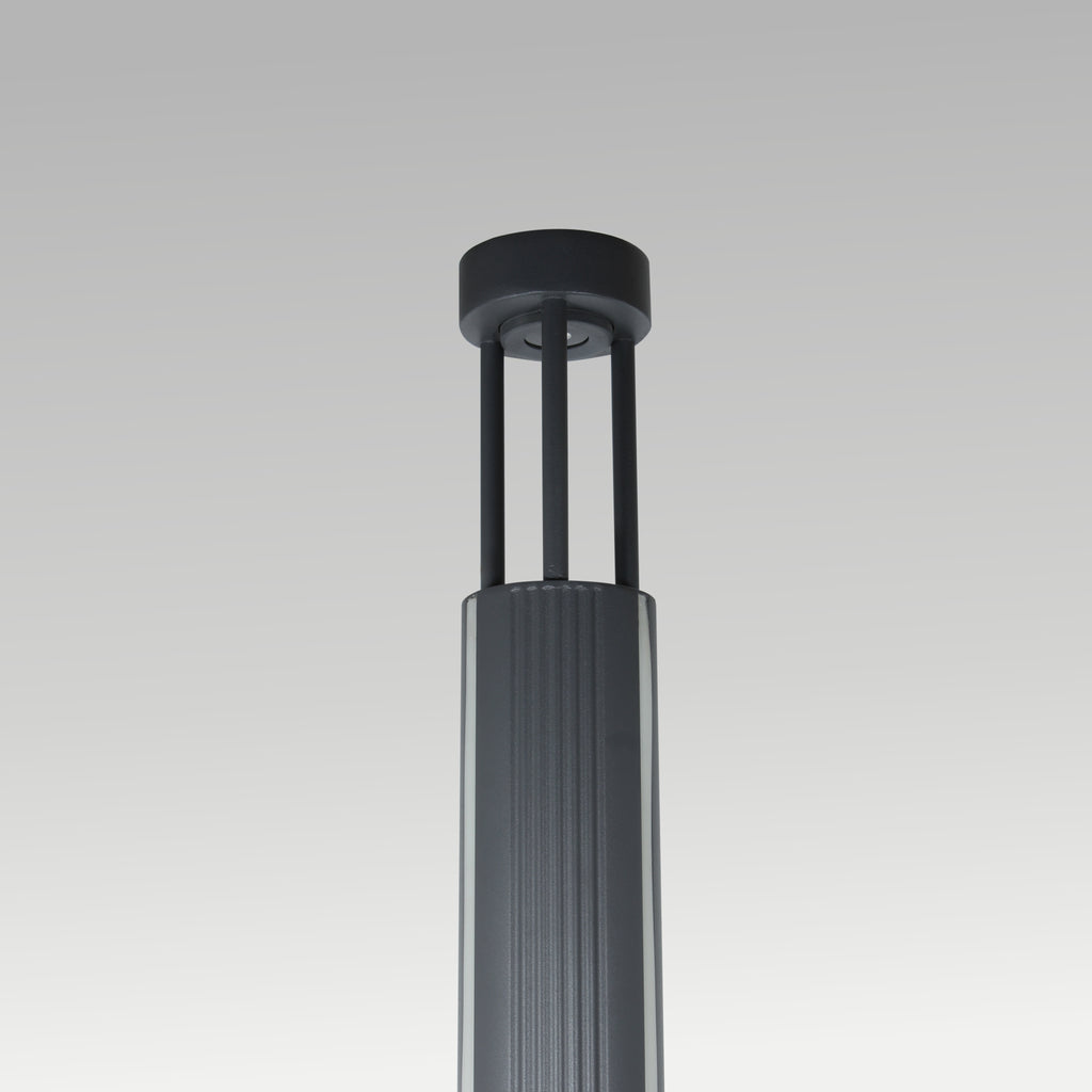 10W Achilles Bollard