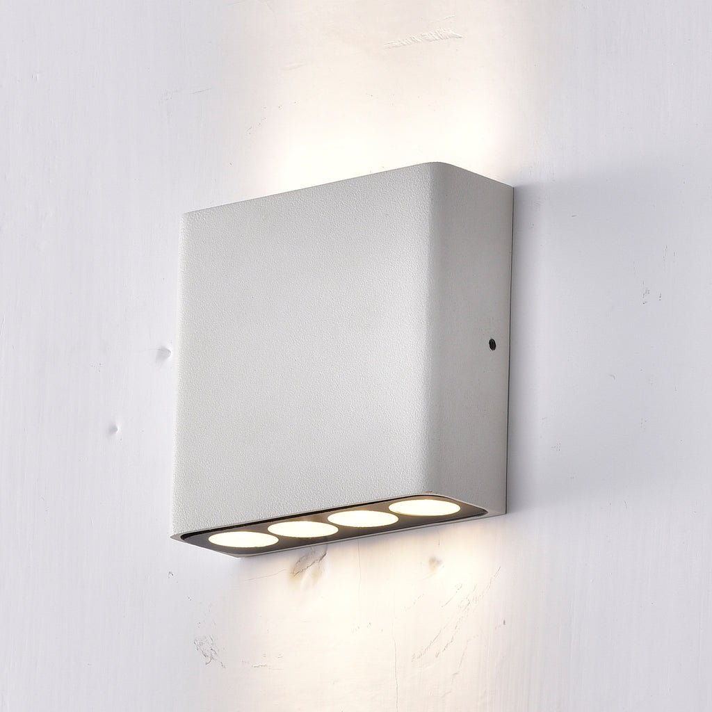 8x1W Wall Light