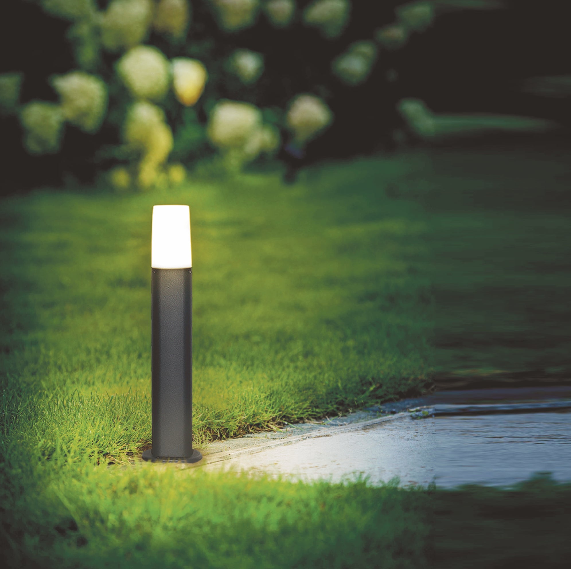 B-22 Slim Kin Bollard