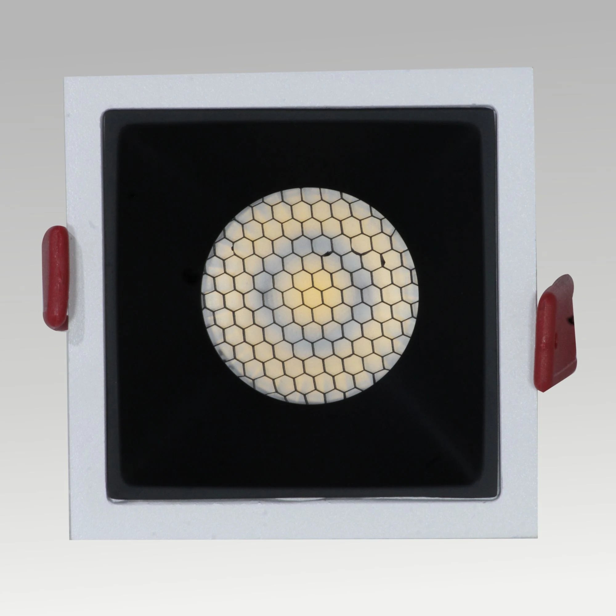 Brun Downlight