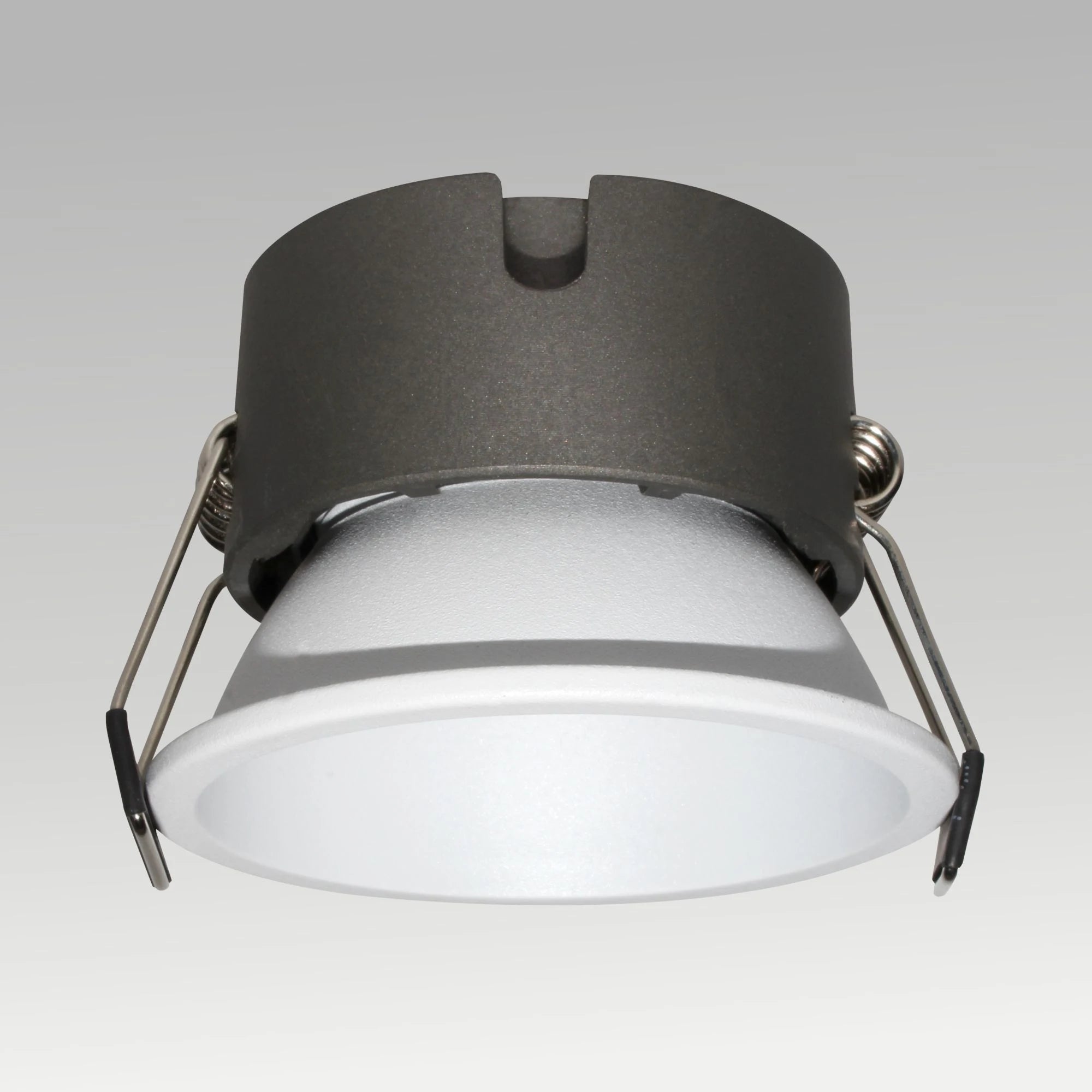 Mavrick Downlight