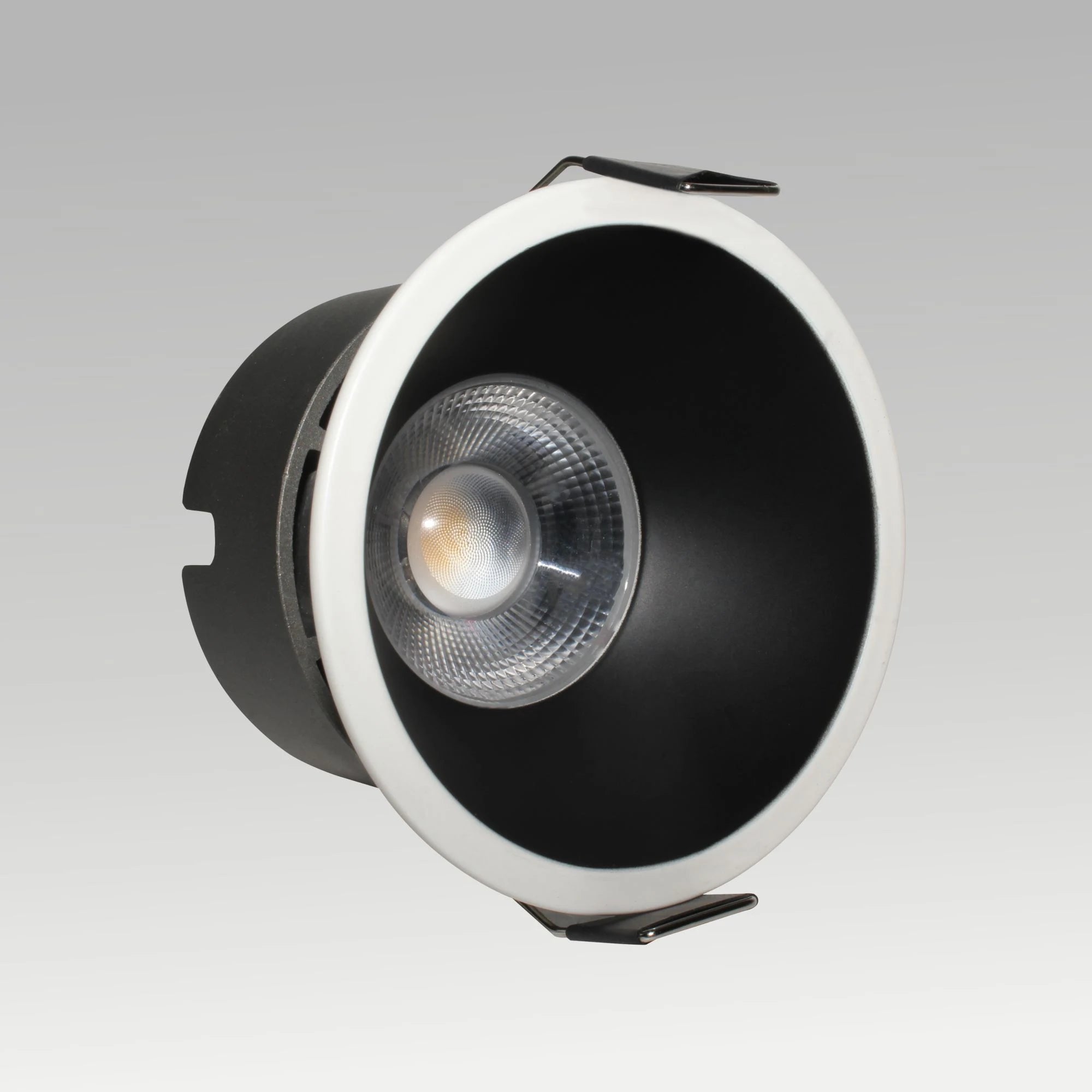 Mavrick Downlight