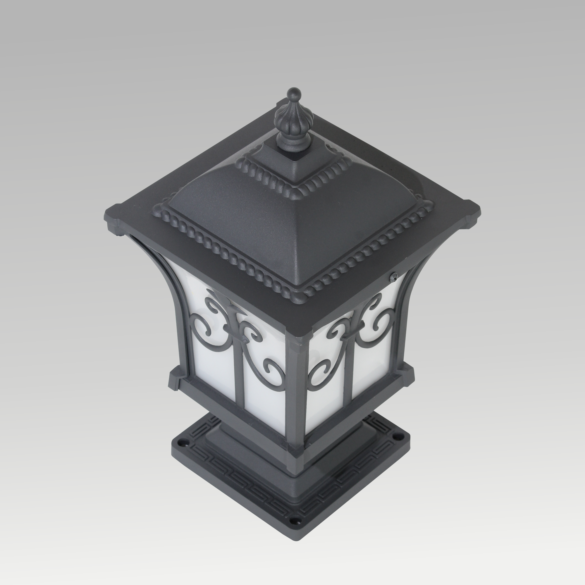 Oliver Gate Light B-22
