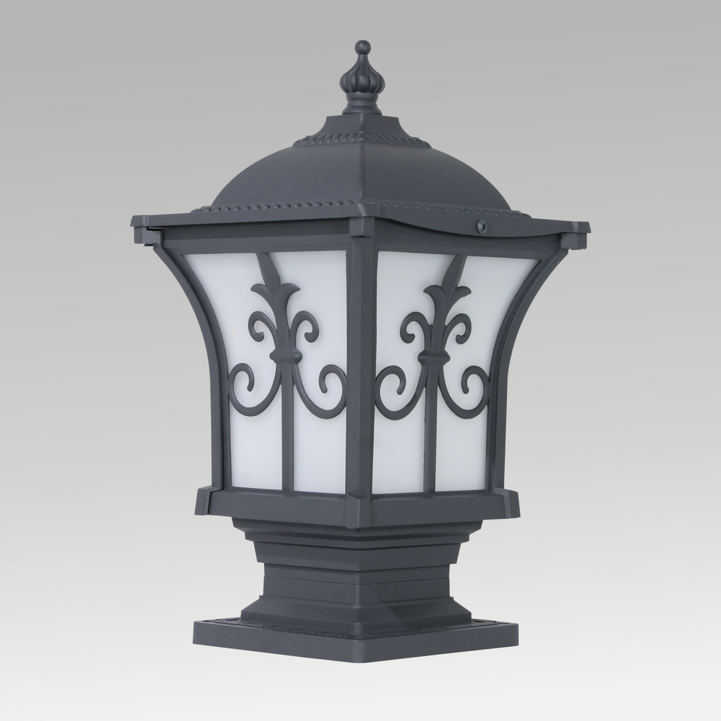 Oliver Gate Light B-22