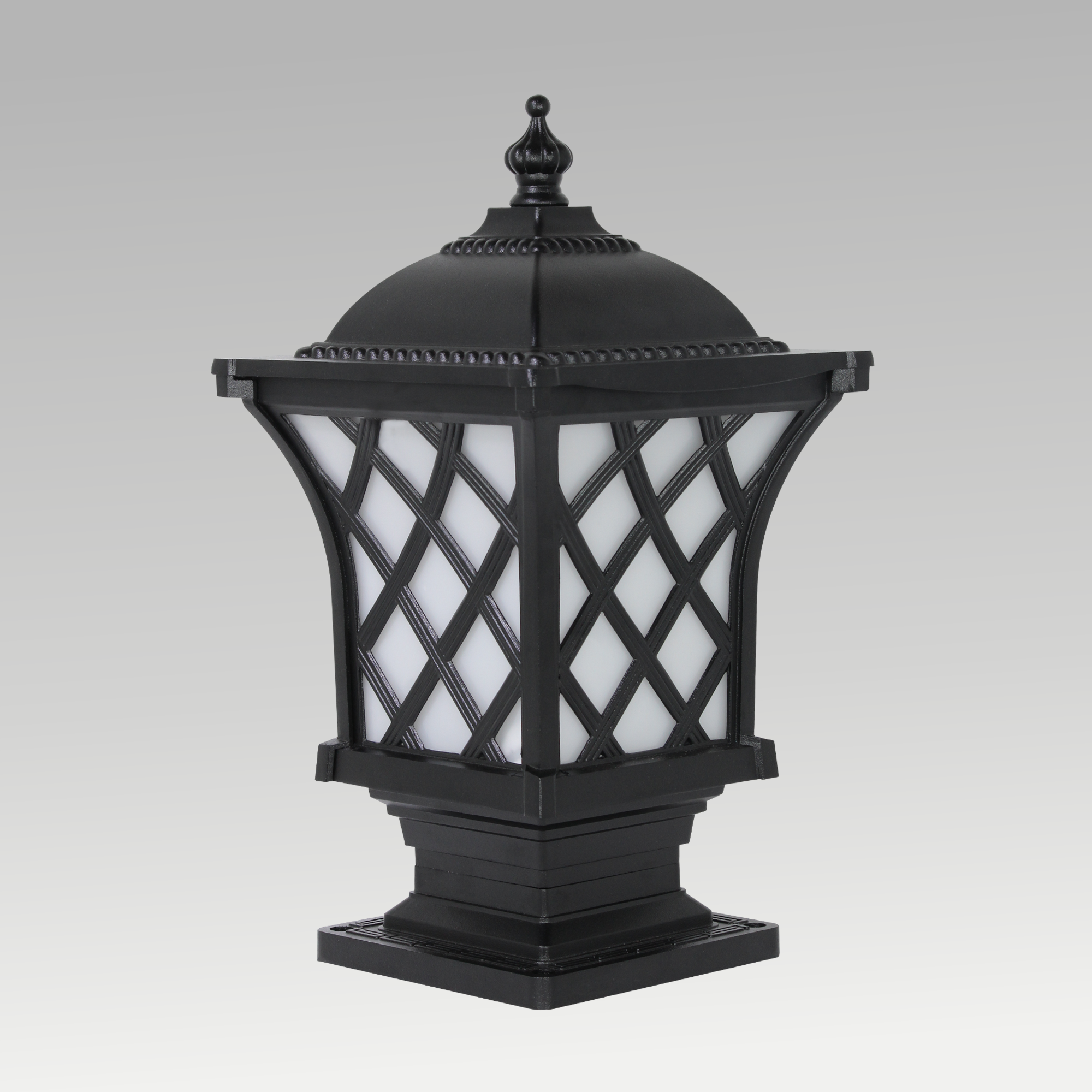 Oliver Gate Light B-22