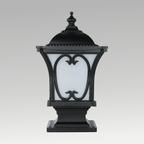 Oliver Gate Light B-22