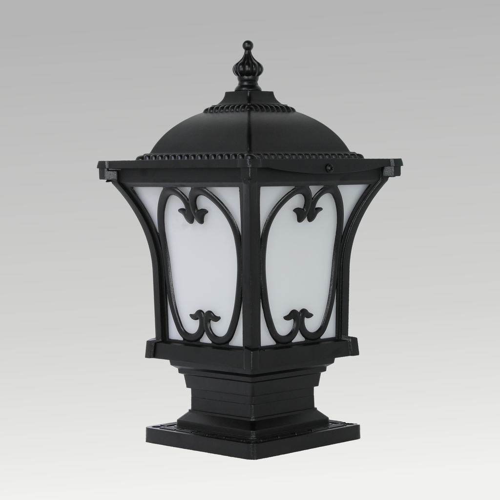 Oliver Gate Light B-22