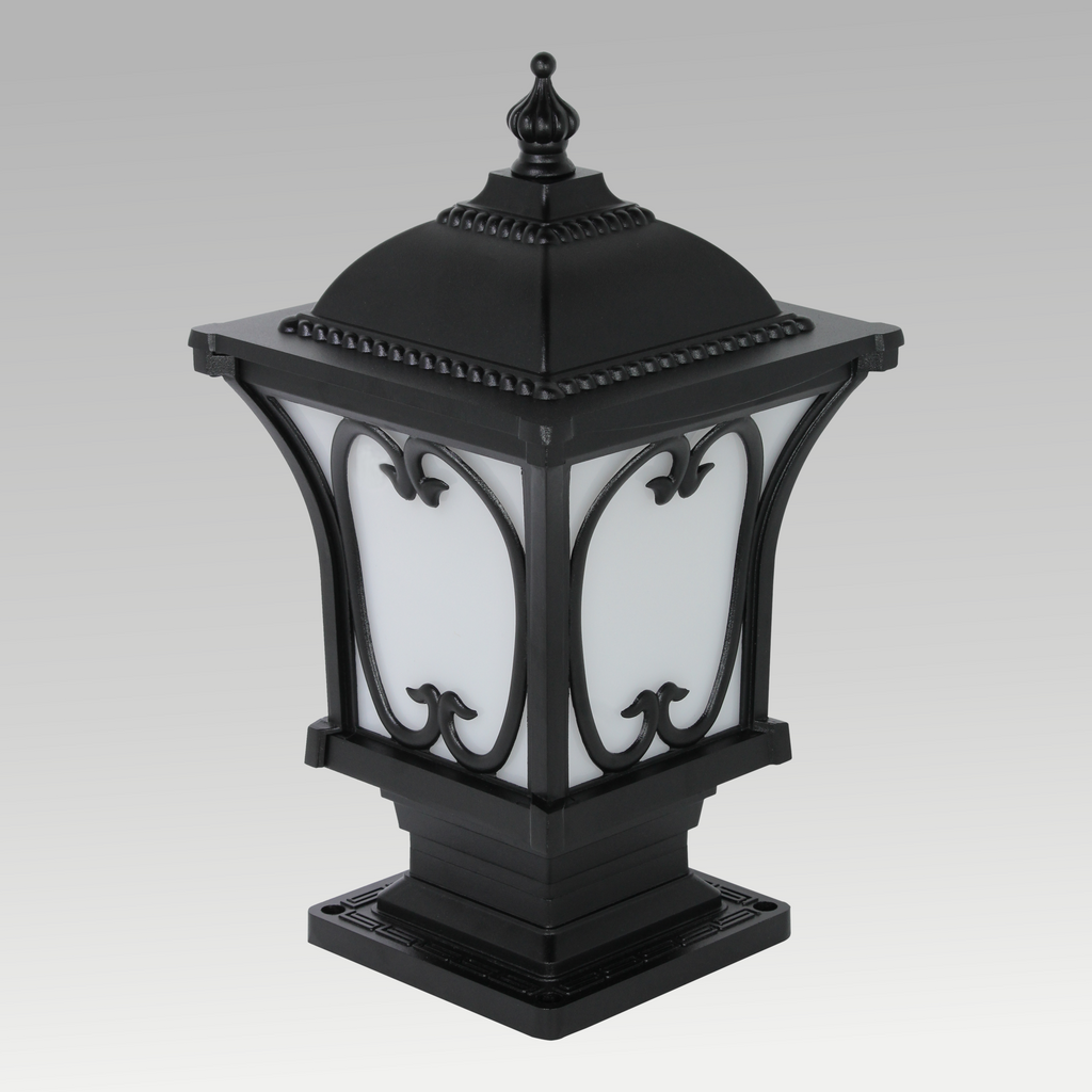 Oliver Gate Light B-22