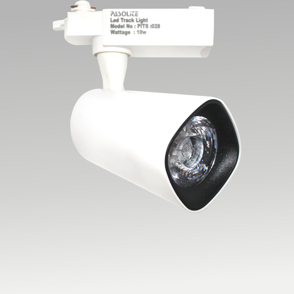 Triagular Track Light