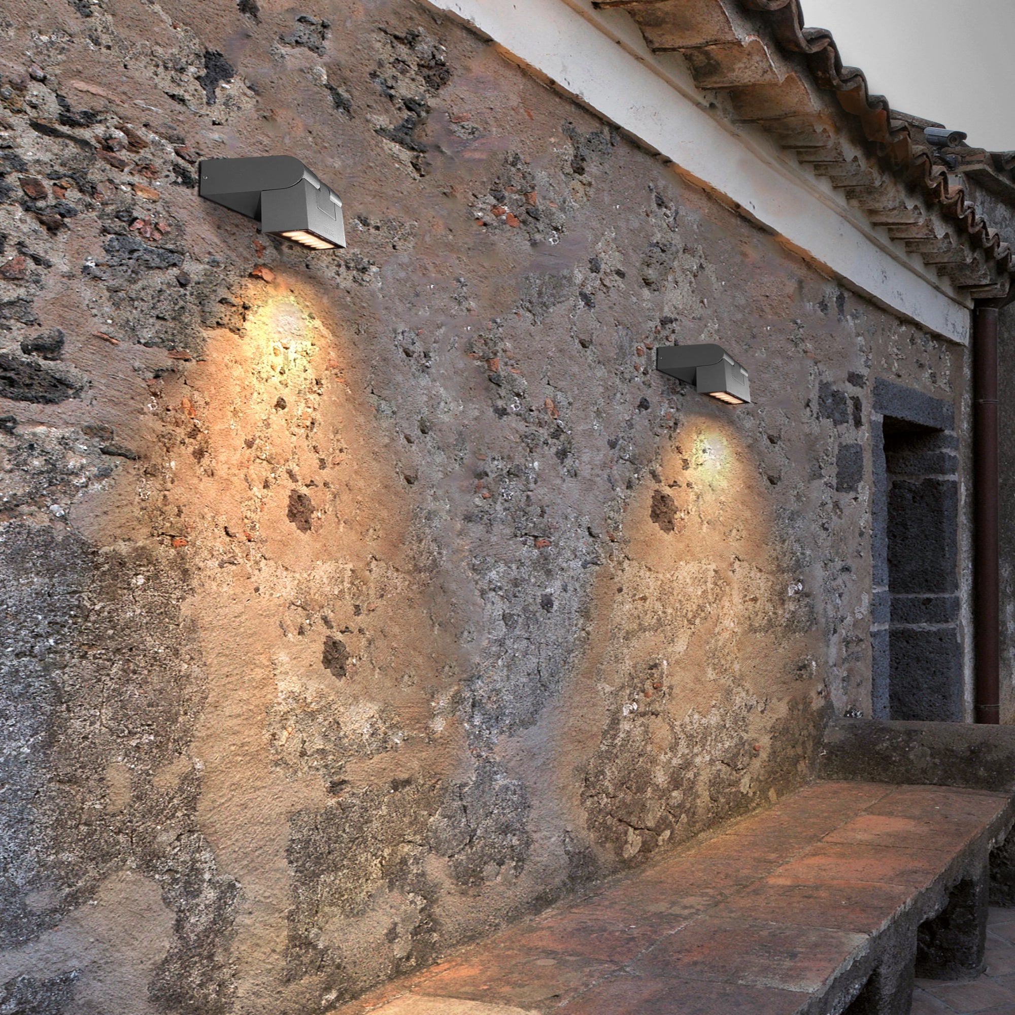 10w Tiltable Outdoor  Wall Light