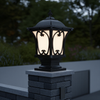 Oliver Gate Light B-22